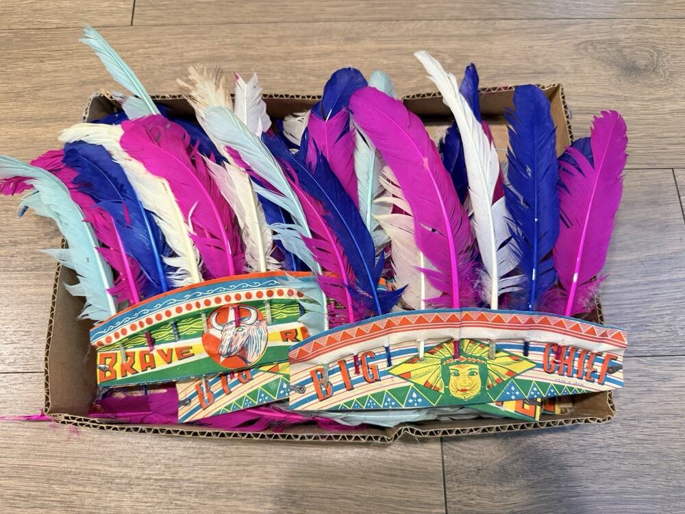 Lot 12 Vintage 50s Toy Feather Headdress 1950s Party Decor Big Chief Western NOS